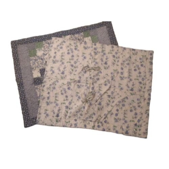 Hand Pieced Quilted Large Pillow 2 Sham Blue & White Floral Patchwork 24" x 30" - Picture 4 of 11